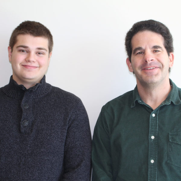 Anders Harth (l) and Visiting Assistant Professor of Business Administration Scott Schwartz