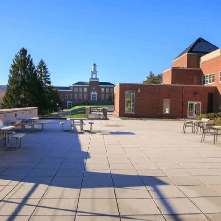 Hartwick College Campbell Patio, Dewar Union