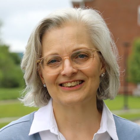 Lisa Iannello P’22
