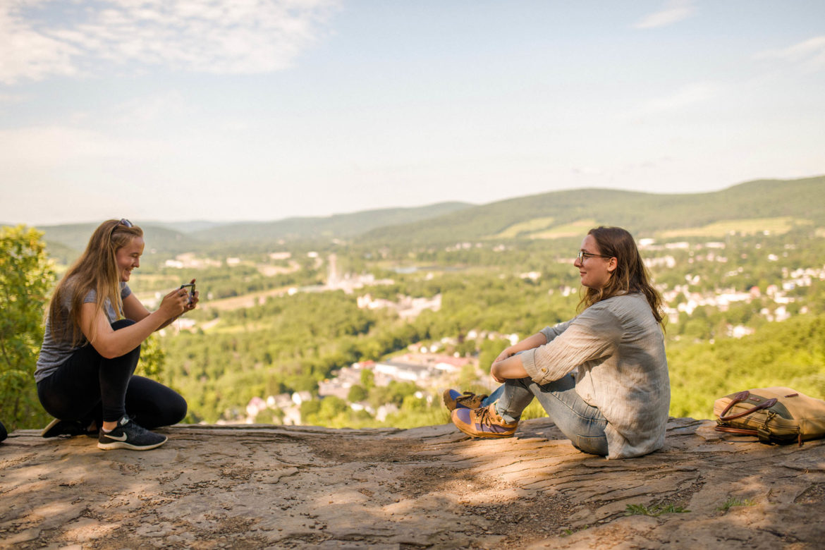 Hartwick students sitting at Table Rock vista