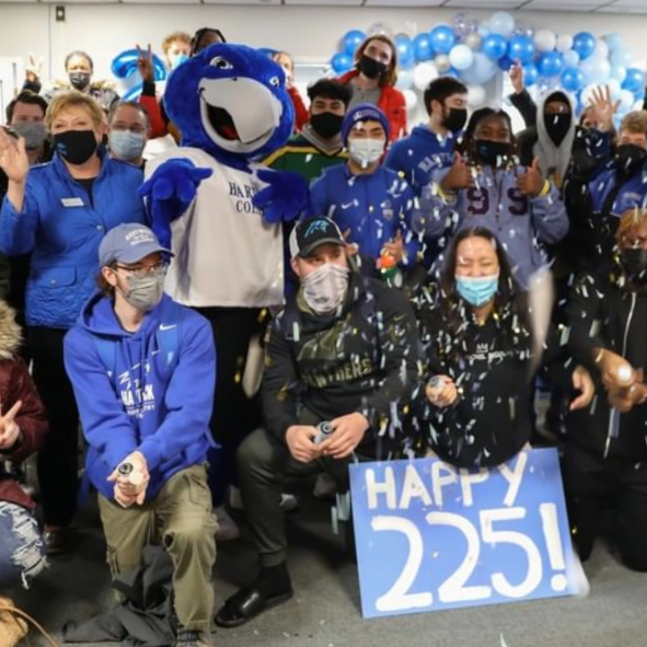 Hartwick students, faculty and staff with Swoop celebrating the kick-off of the College's 225th Anniversary