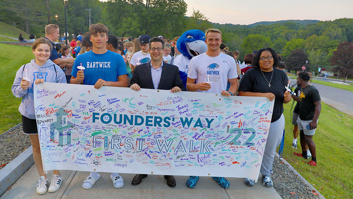 President Reisberg with Class of 2026 during First Walk to end Wick Week '22