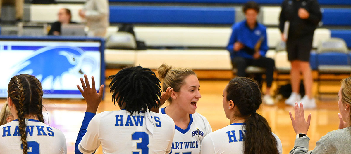 Hartwick College volleyball players