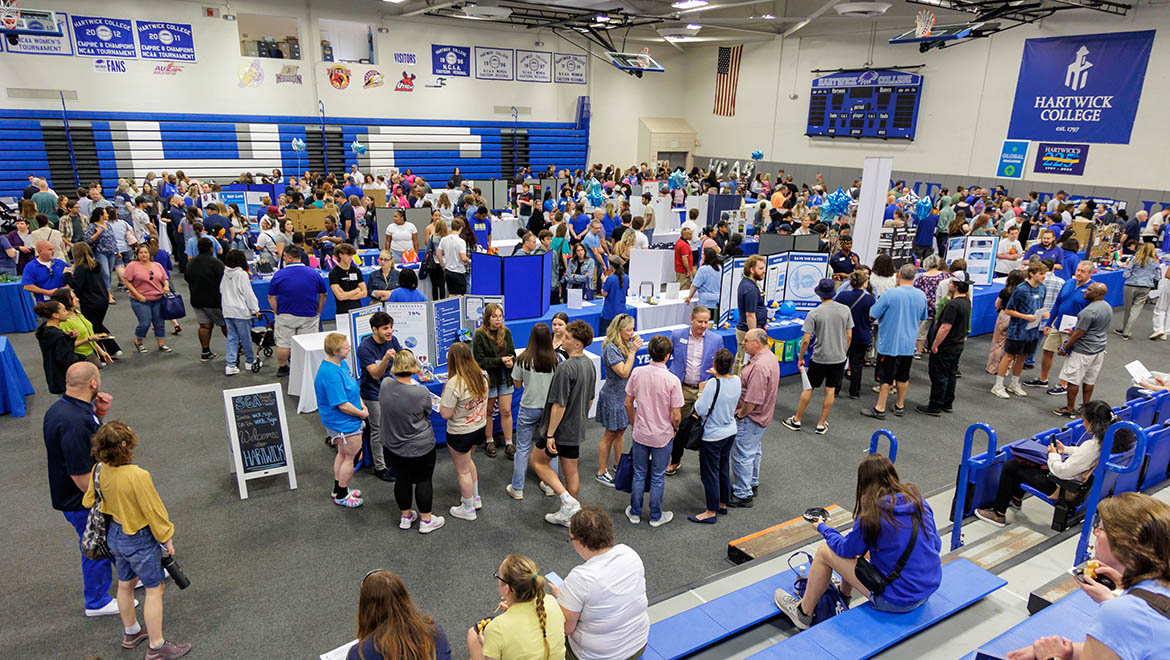 Students and families in Lambros Arena on Accepted Student Day