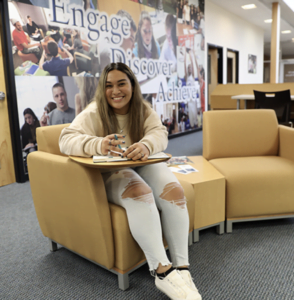 Hartwick College student in Student Success Center