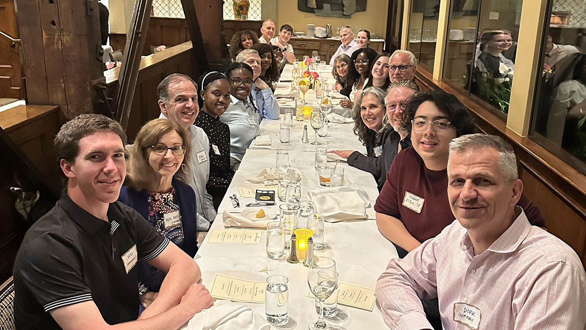 Hartwick College Silicon Valley Fellows at dinner with CEO mentors