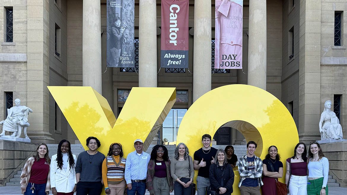 Hartwick College Silicon Valley Fellows with faculty and staff at Stanford University