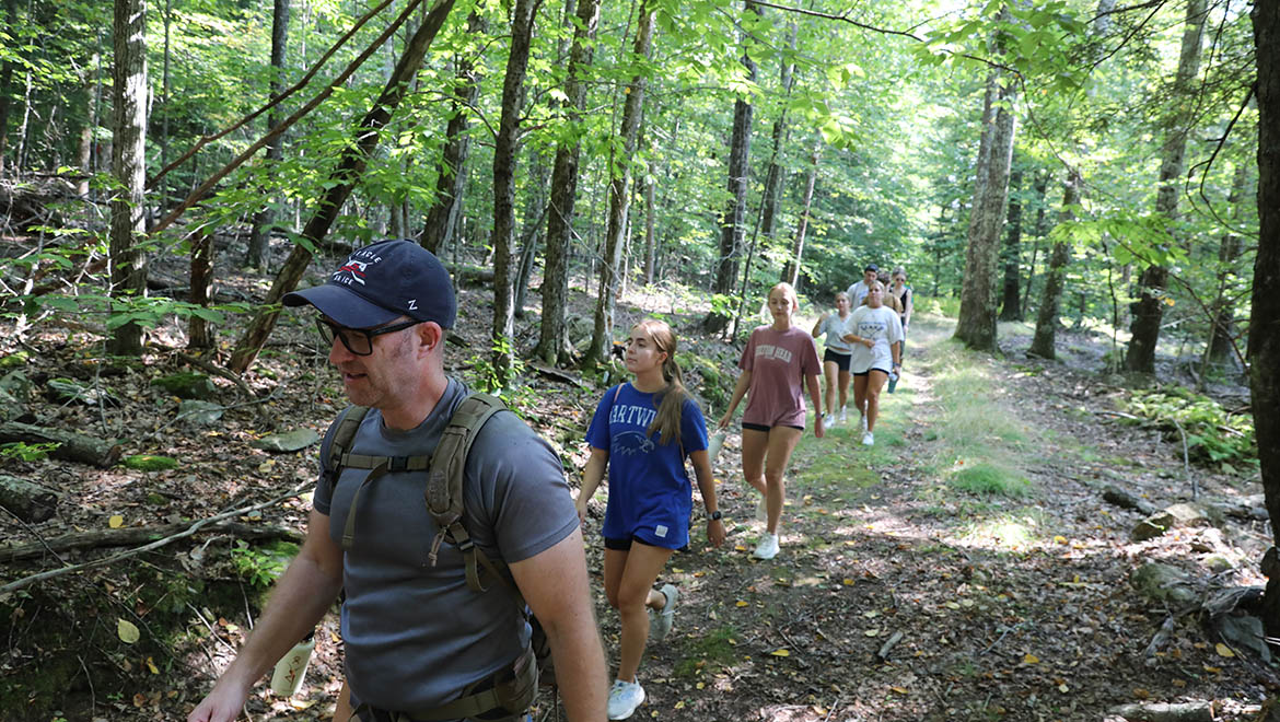Hartwick College students hiking Table Rock Trail