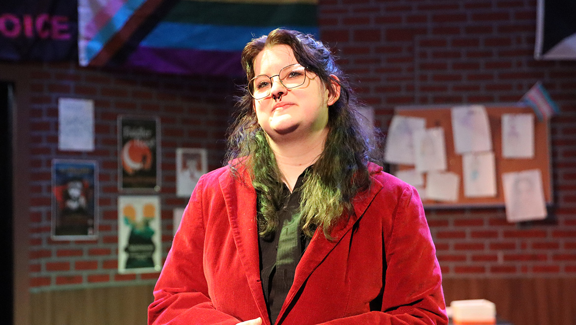 Jas Stuchel ’25 in performance of Snap