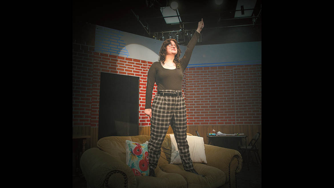 Jas Stuchel ’25 in performance of Snap