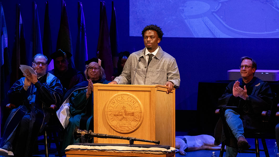 Kelechi Springer ’25 giving his Kellogg speech