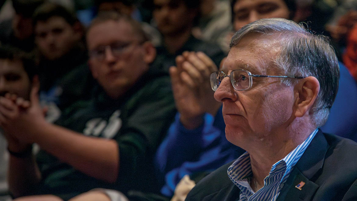 Thom Meredith ’73 during sport management lecture